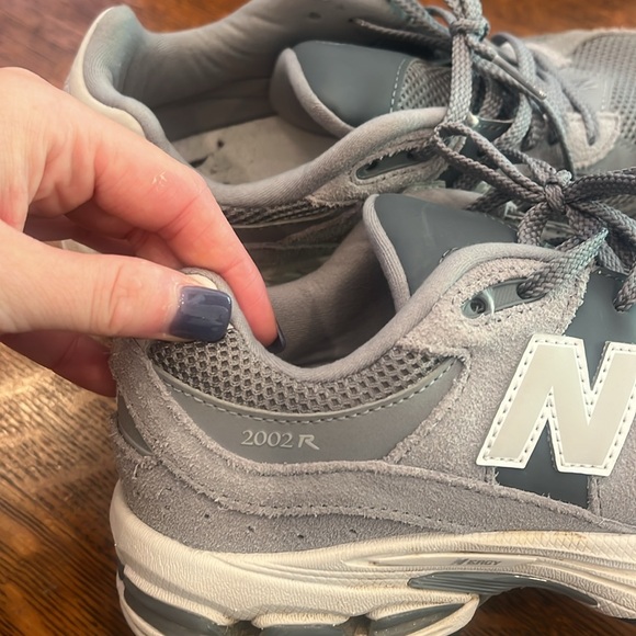 New Balance 2002R Sneakers - Picture 4 of 5